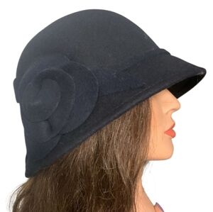 Nine West Black Bowler Flower Ladies Wool Hat - Women's